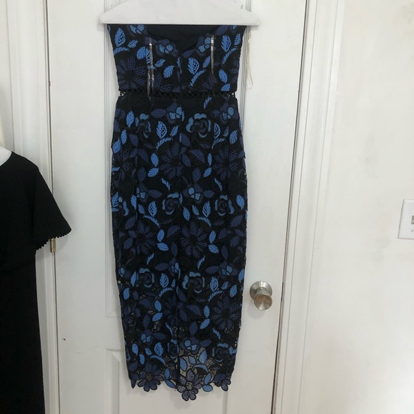 Elliatt Times Floral Strapless Dress Blue - Picture 7 of 10